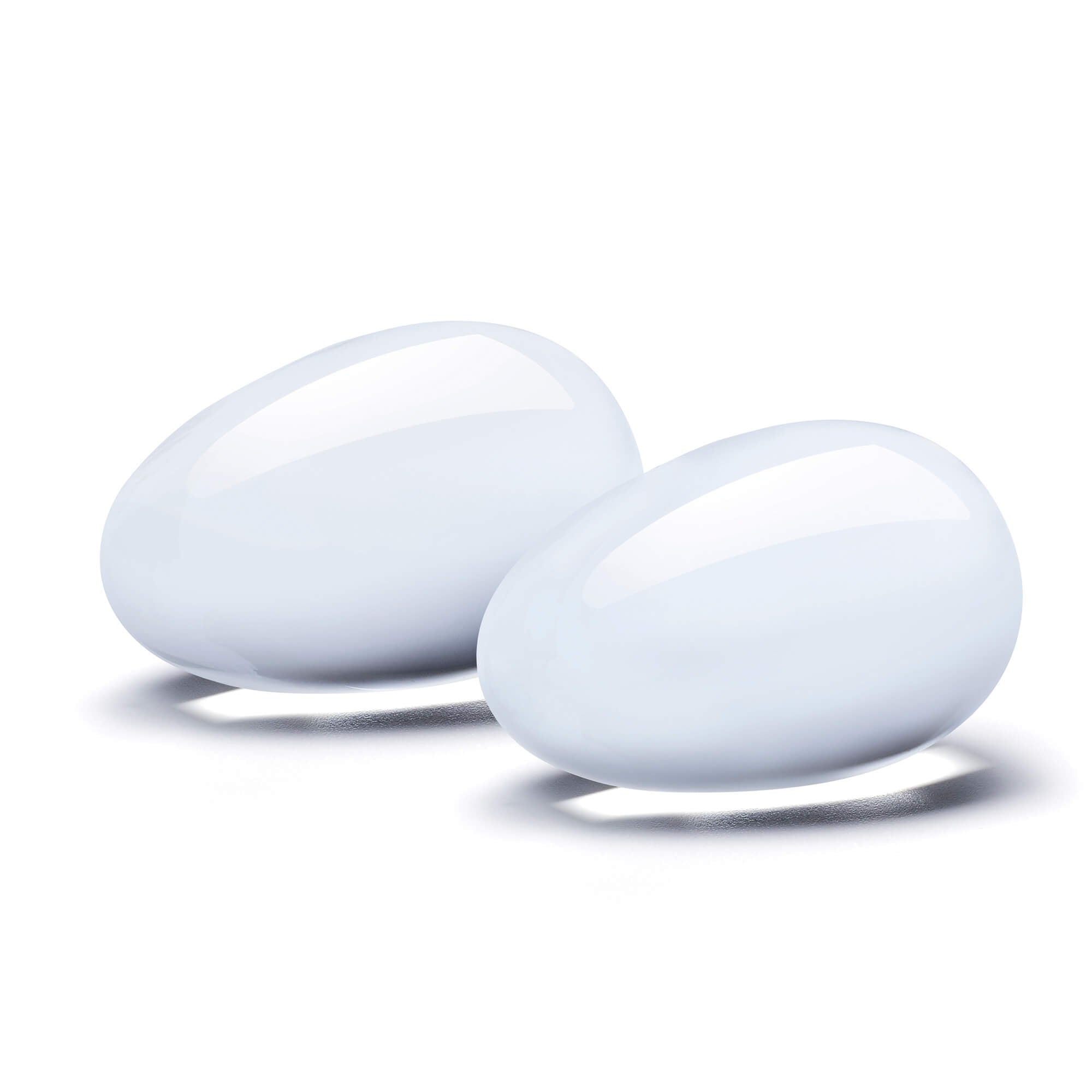 Twin Set Glass Eggs, For Easy Insertion